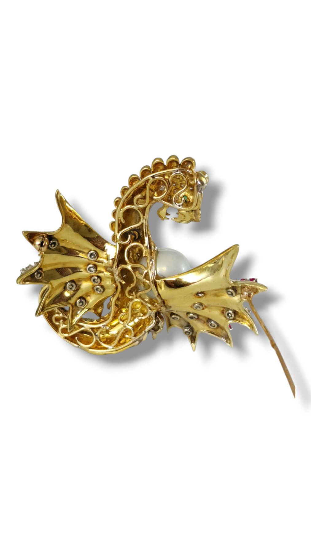 Brooch - 18 kt. Yellow gold, Gorgeous 18k Gold Diamond Sapphire Dragon large Brooch Pin