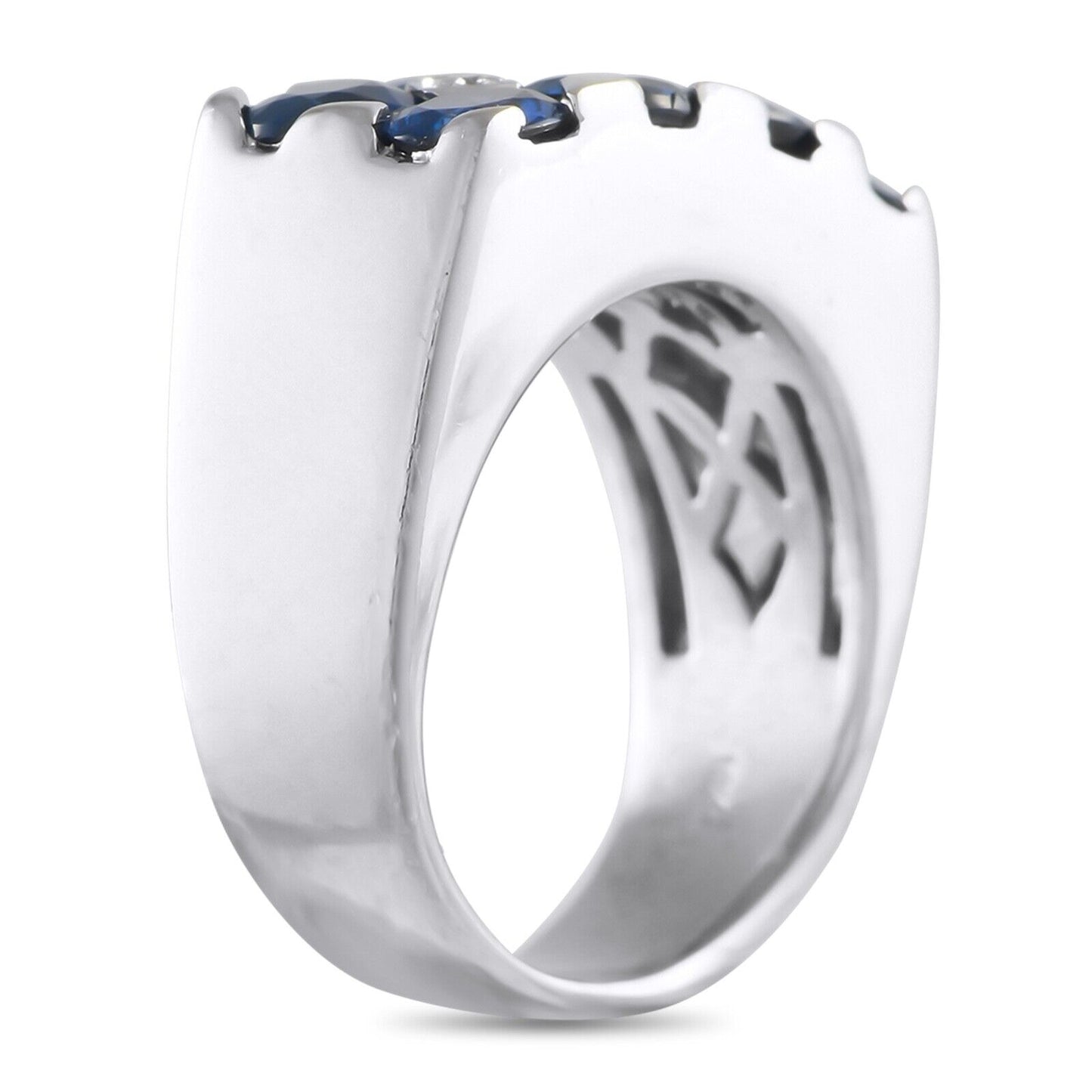 Lovely 18K White Gold 0.05ct Diamond and Sapphire Ring
