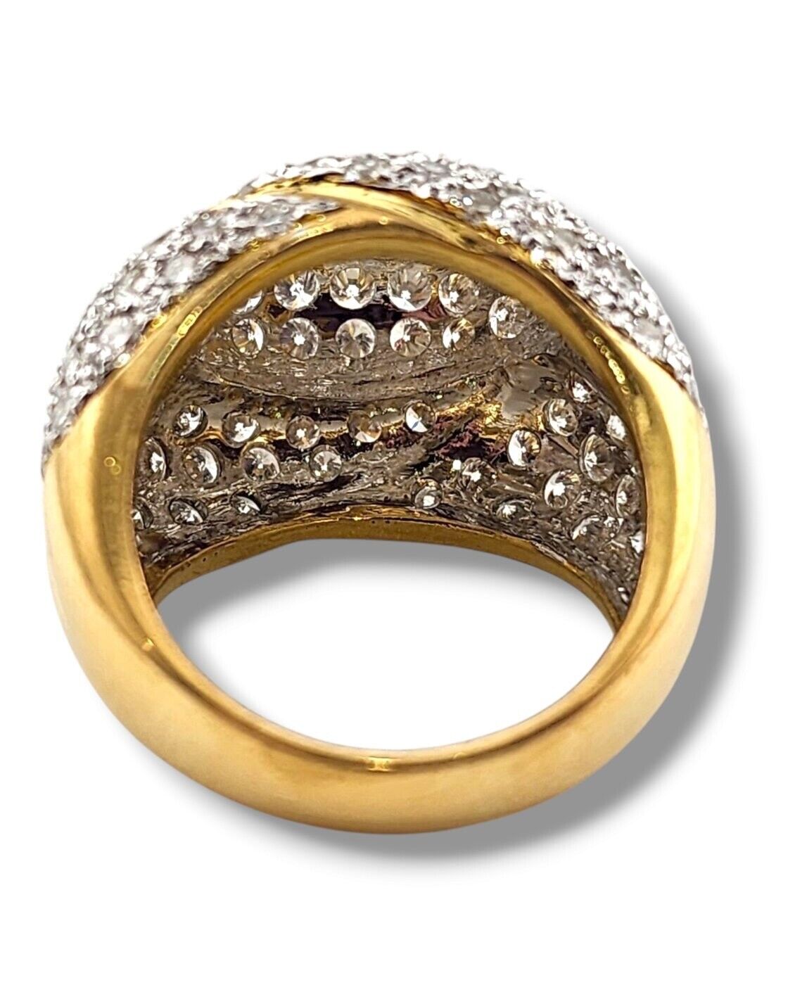 Gorgeous Large 18k Yellow Gold Cocktail 2.55 Carats Diamond Ring
