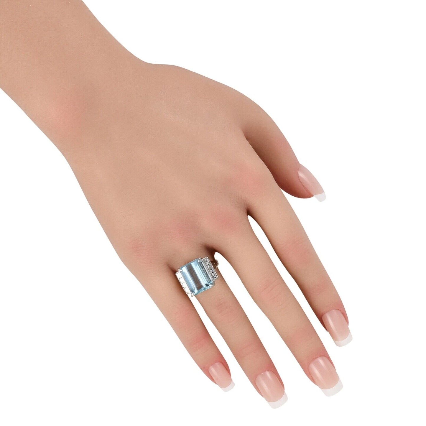 Beautiful Platinum 0.47ct Diamond and Aquamarine Ring