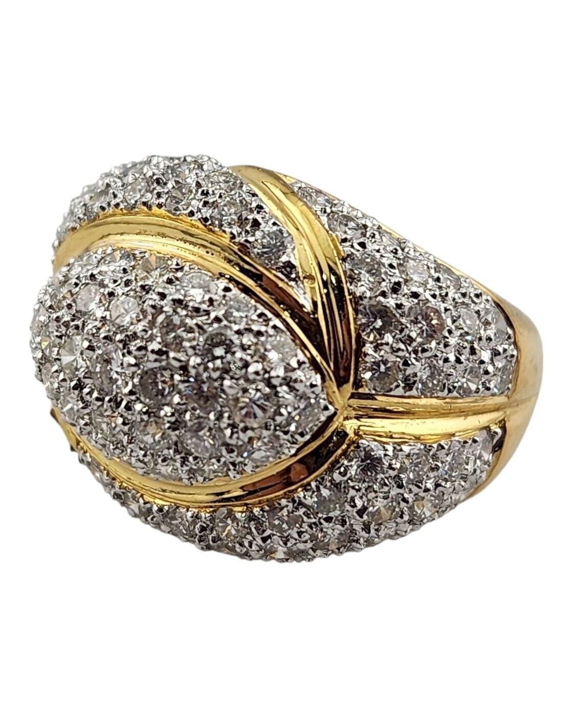 Gorgeous Large 18k Yellow Gold Cocktail 2.55 Carats Diamond Ring