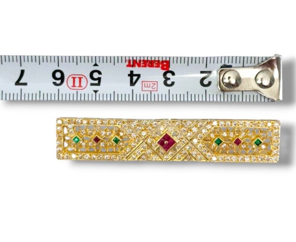 Brooch - 18 kt. Yellow gold, Lovely Art Deco 18k Gold Diamond Sapphire Pin