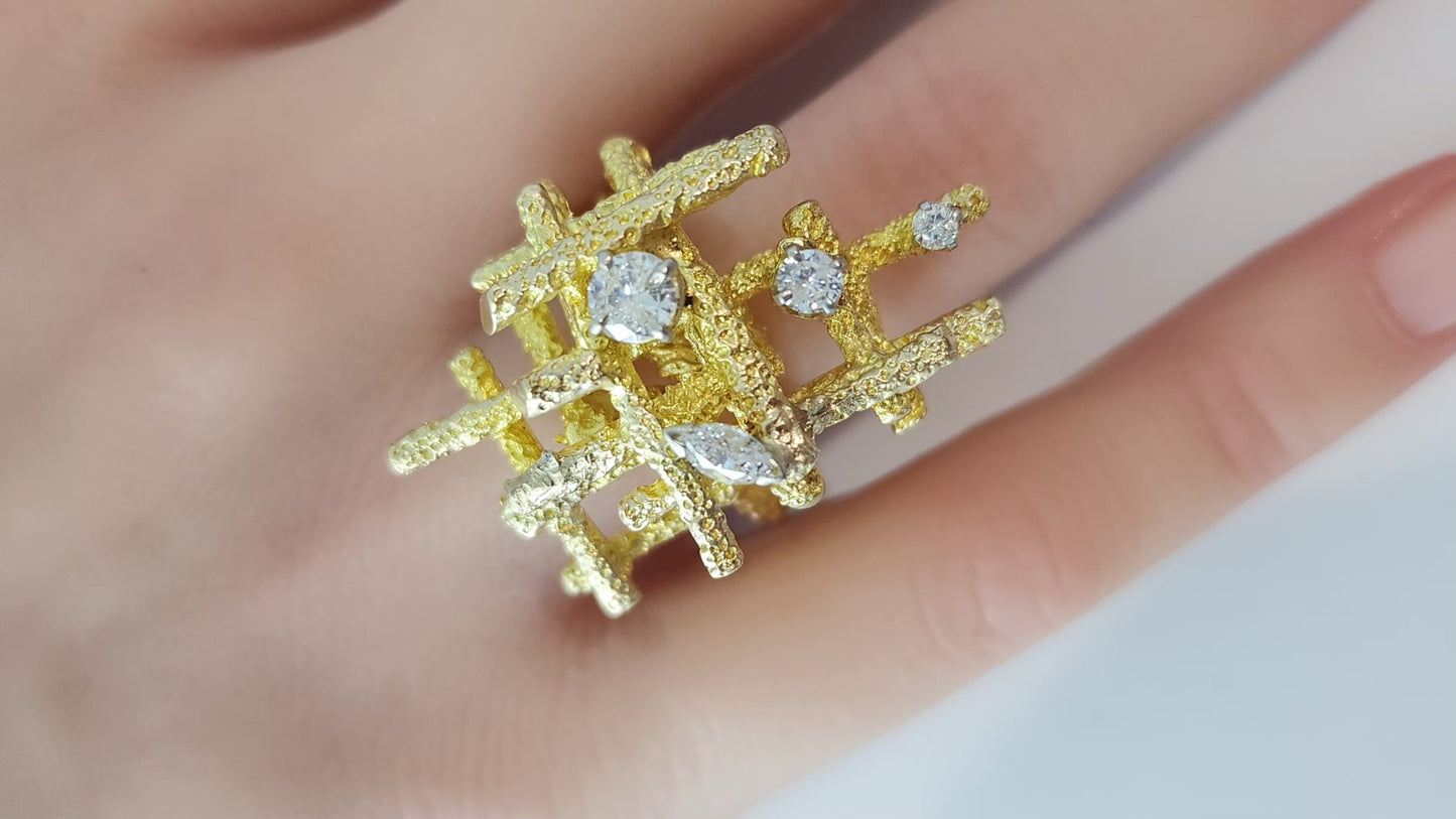 Ring - 14 kt. Yellow gold - 0.56ct. tw. Diamond (Natural)