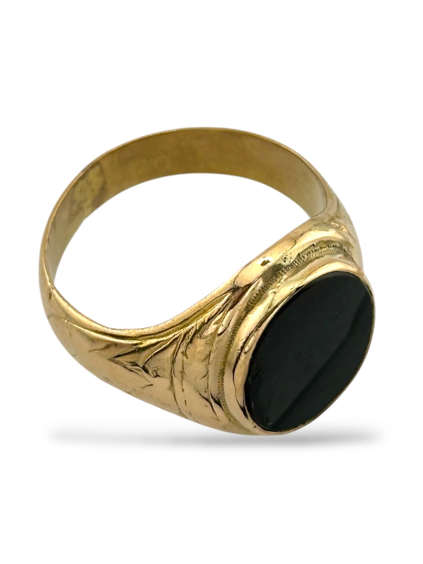 Vintage 14K Yellow Gold Ring with Black Stone