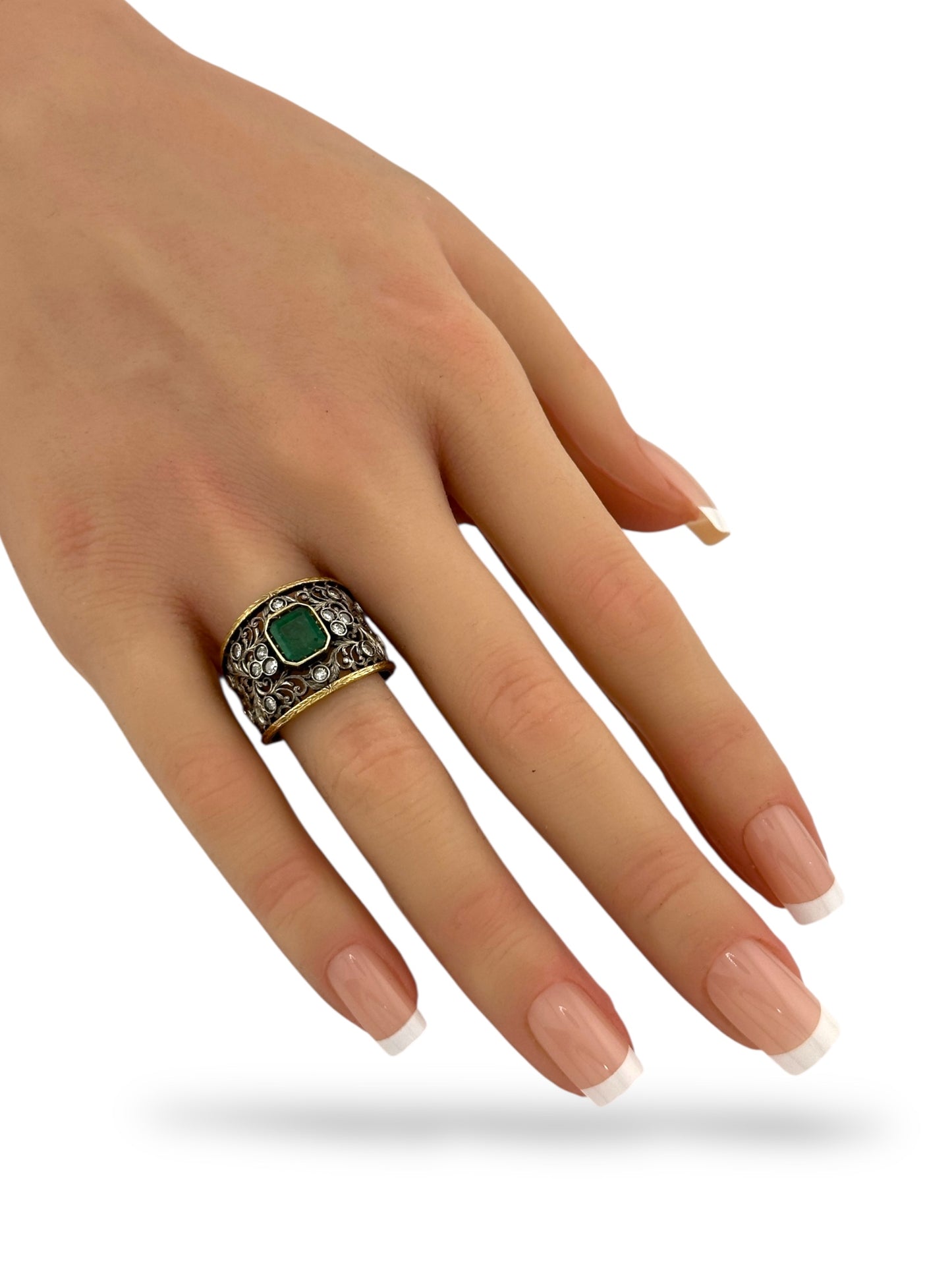 14K Yellow Gold Art Deco Style Ring with Diamonds and Emerald
