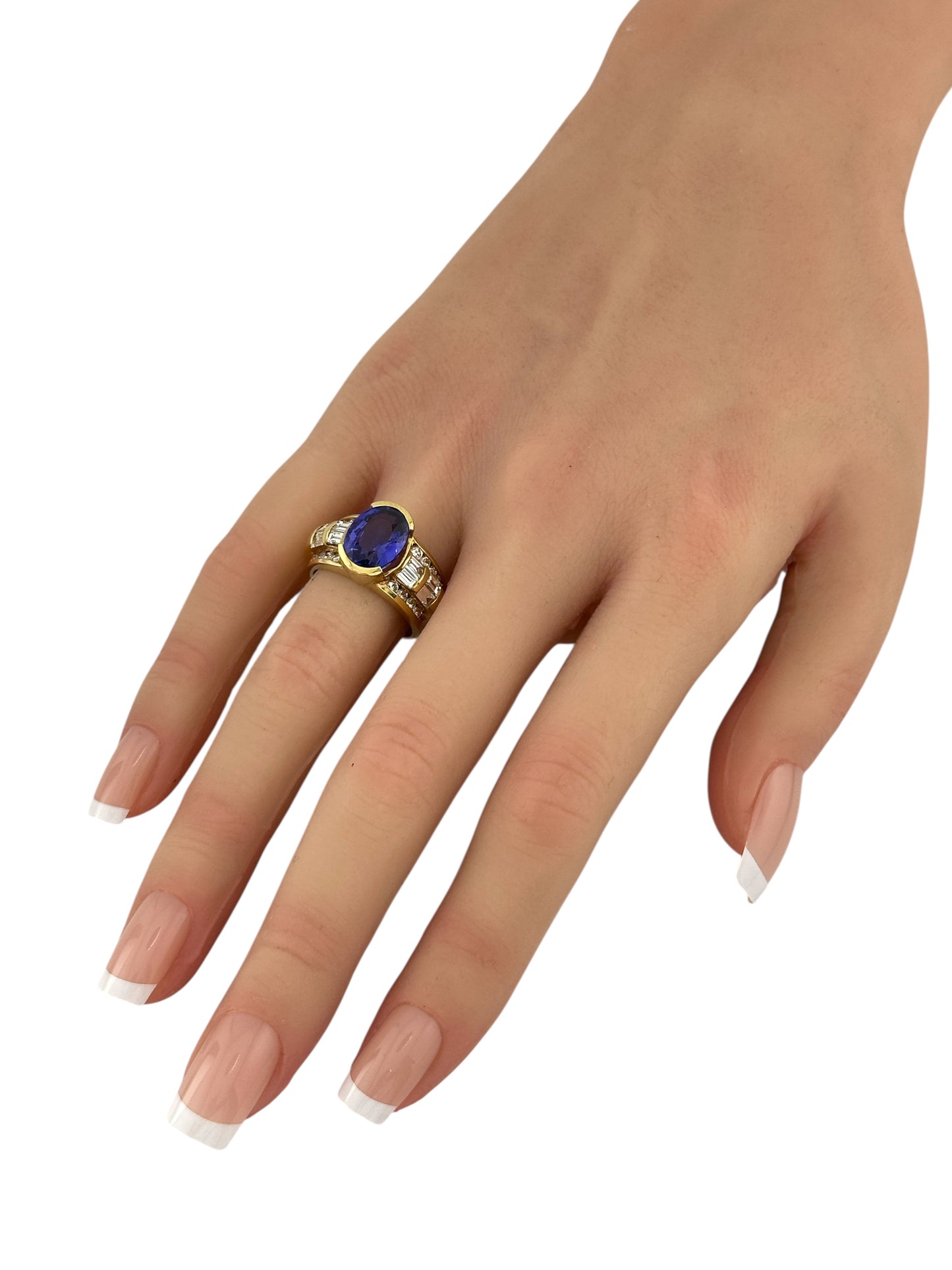 18K Yellow Gold Ring with 0.36ct. Diamonds and Amethyst