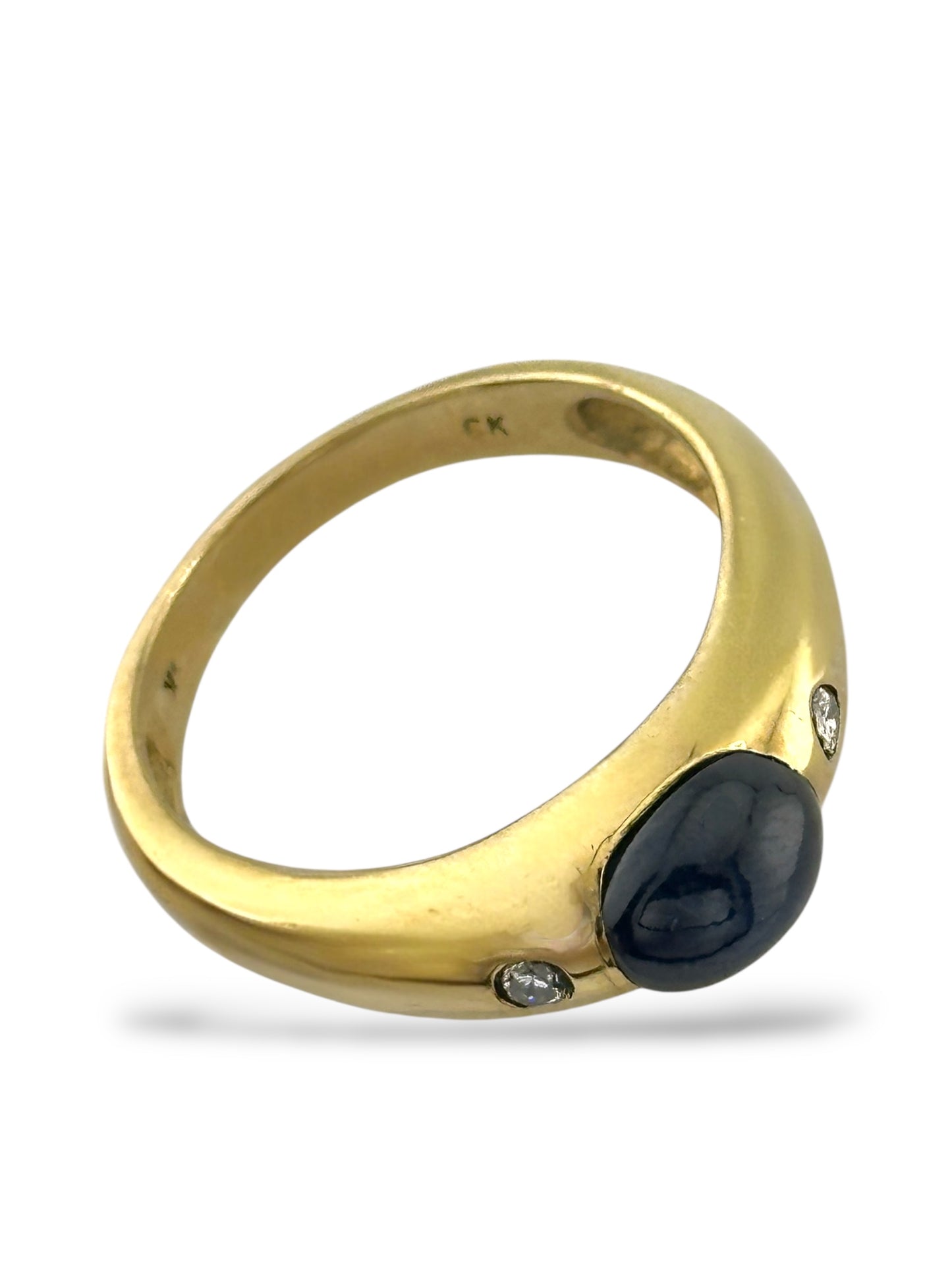 Vintage 14K Yellow Gold Ring with Blue Sapphire and Diamonds