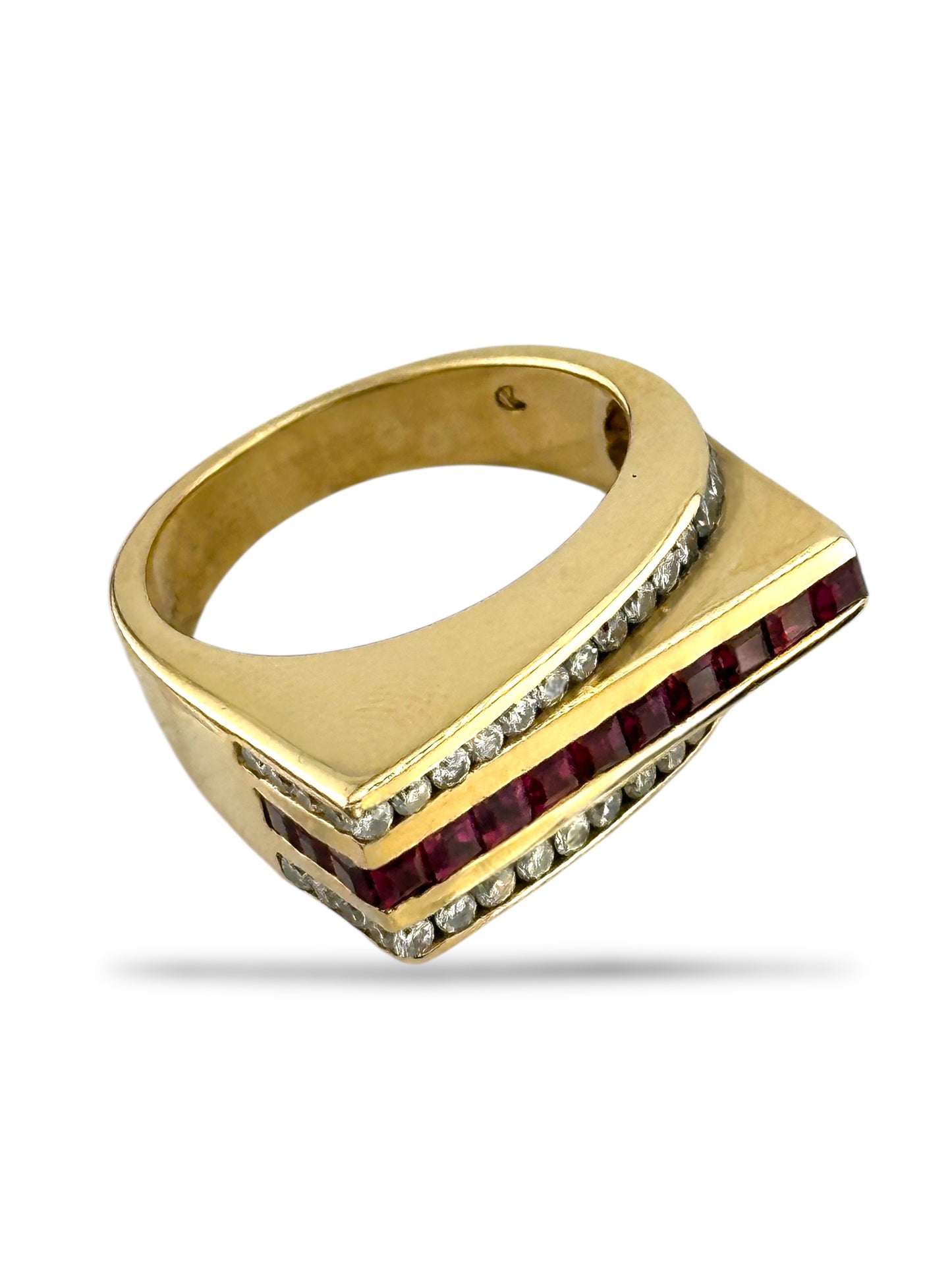 Vintage 14K Yellow Gold Ring with 0.50ct. Diamonds and Rubies