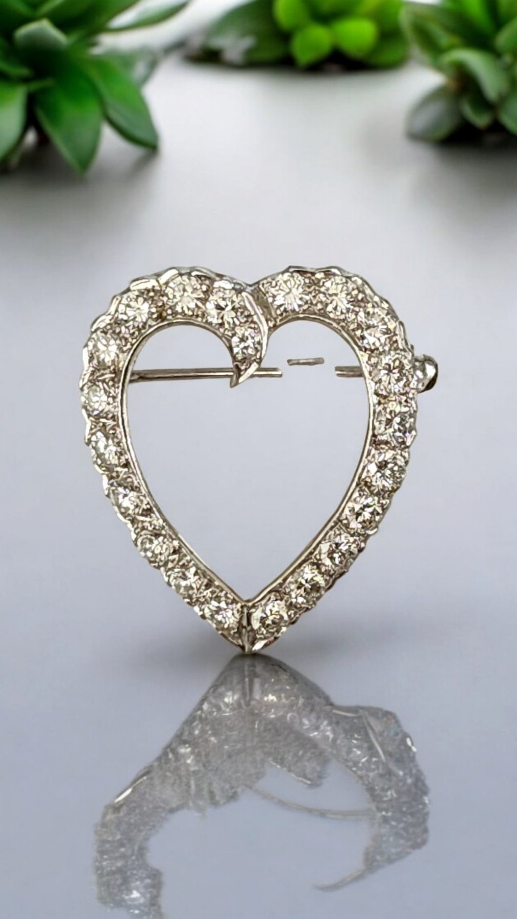 Brooch - 18 kt. White gold, Antique 18K Gold and Diamond Brooch 2.0 Ct - 2.00ct. tw. Diamond (Natural)