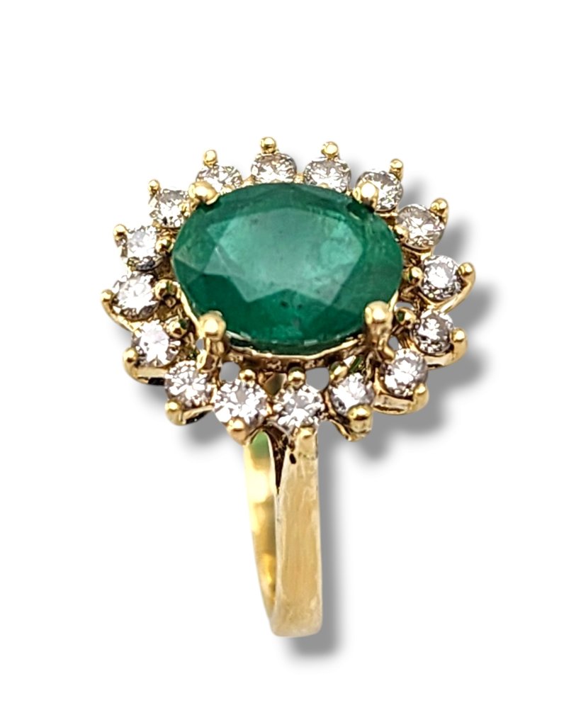 Ring - 18 kt. Yellow gold, Beautiful 18k Gold Emerald and Diamond Women's Ring 1.0Ct Emerald - Diamond