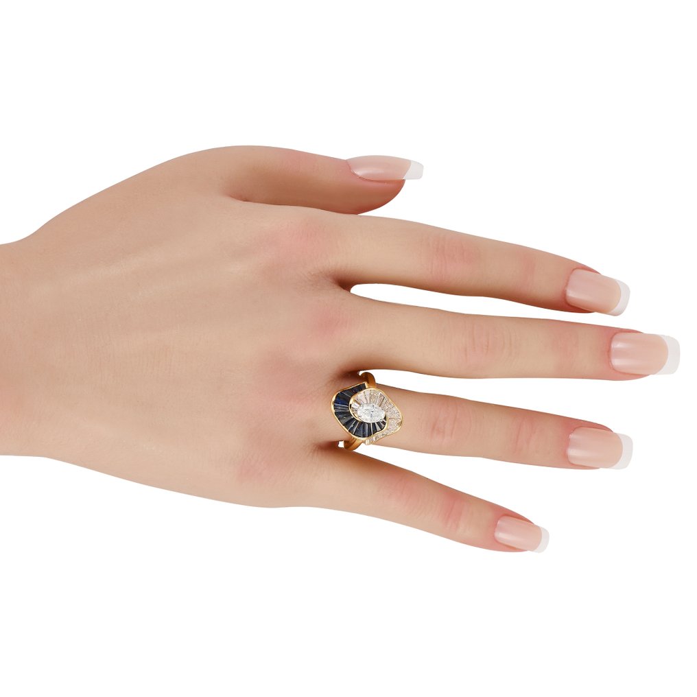 Oscar Heyman 18K Yellow Gold 1.78ct Diamond and 1.68ct Sapphire Ring