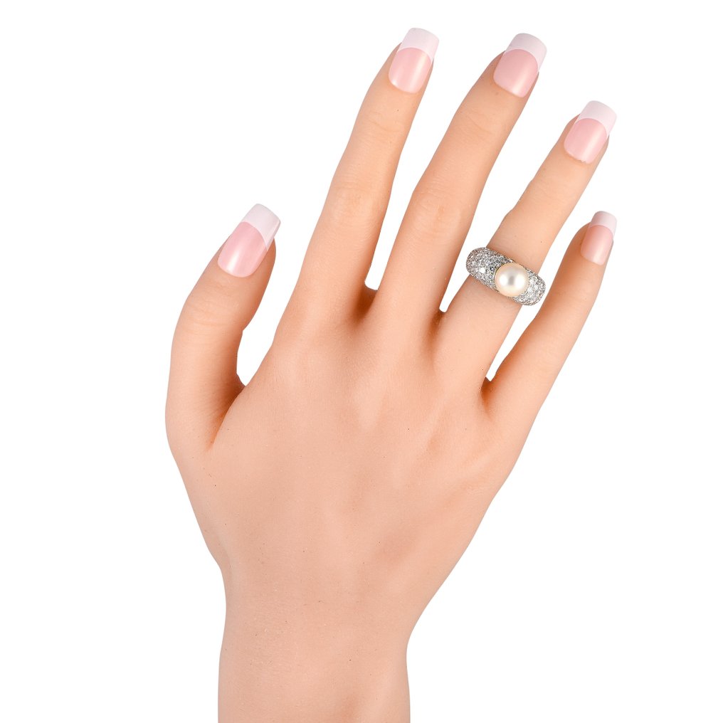 Cartier - Ring - 18 kt. White gold, Juliette 18K White Gold 3.0ct Diamond and Cultured Pearl Ring - 3.00ct. tw.