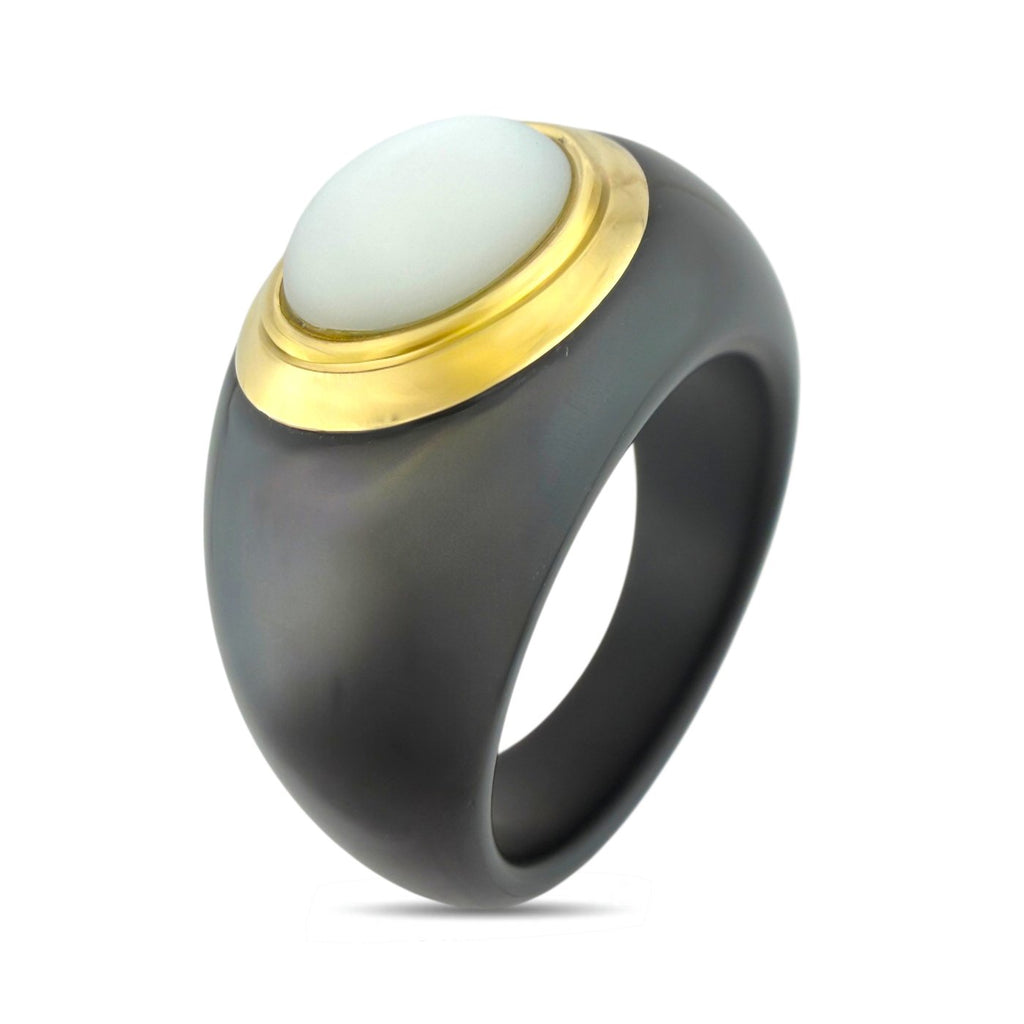 14K Yellow Gold Onyx and Mother of Pearl Ring