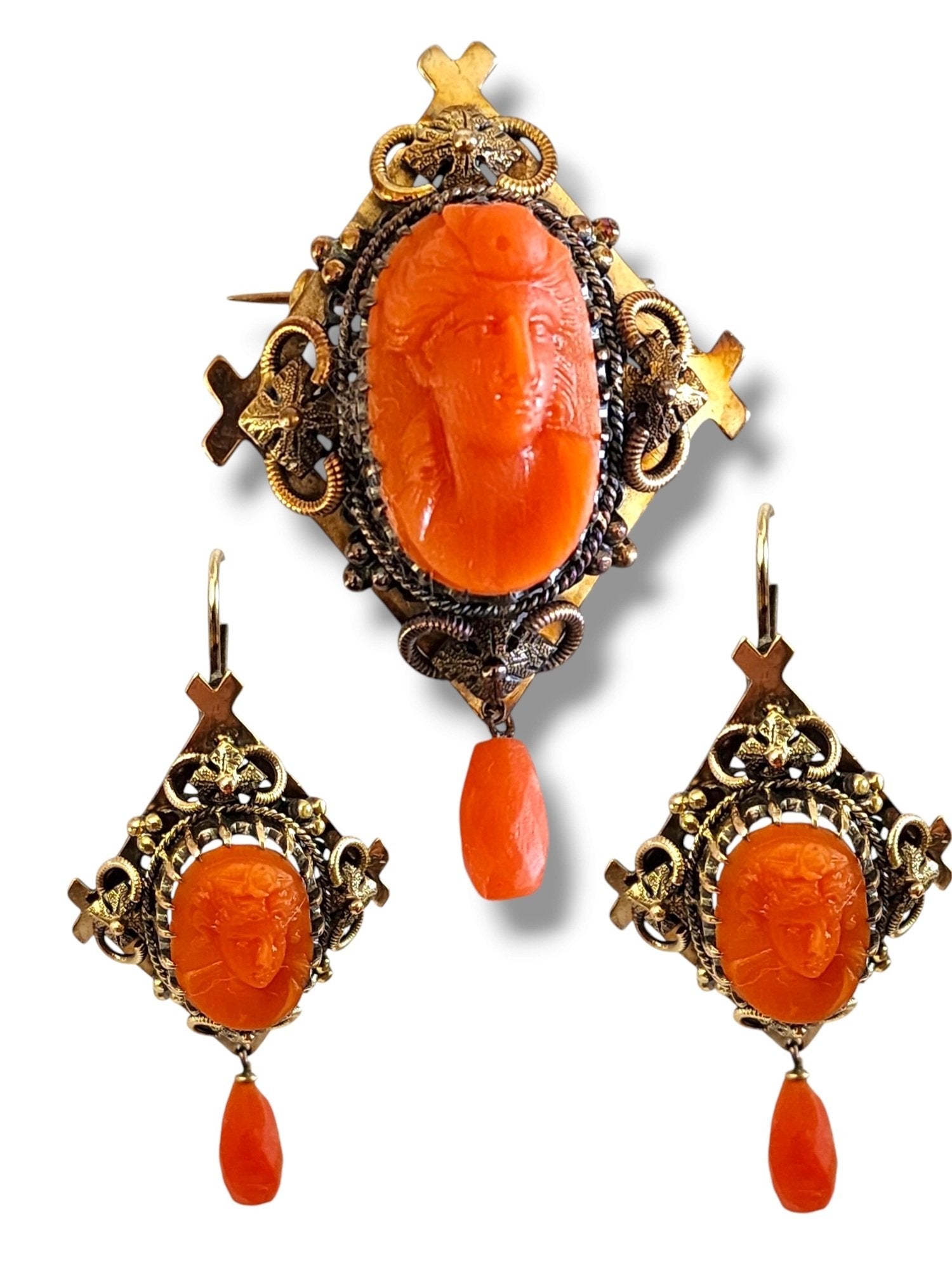 14 kt. Yellow gold, Victorian 14K Carved Coral Cameo Set Pendant, Brooch Earrings Set