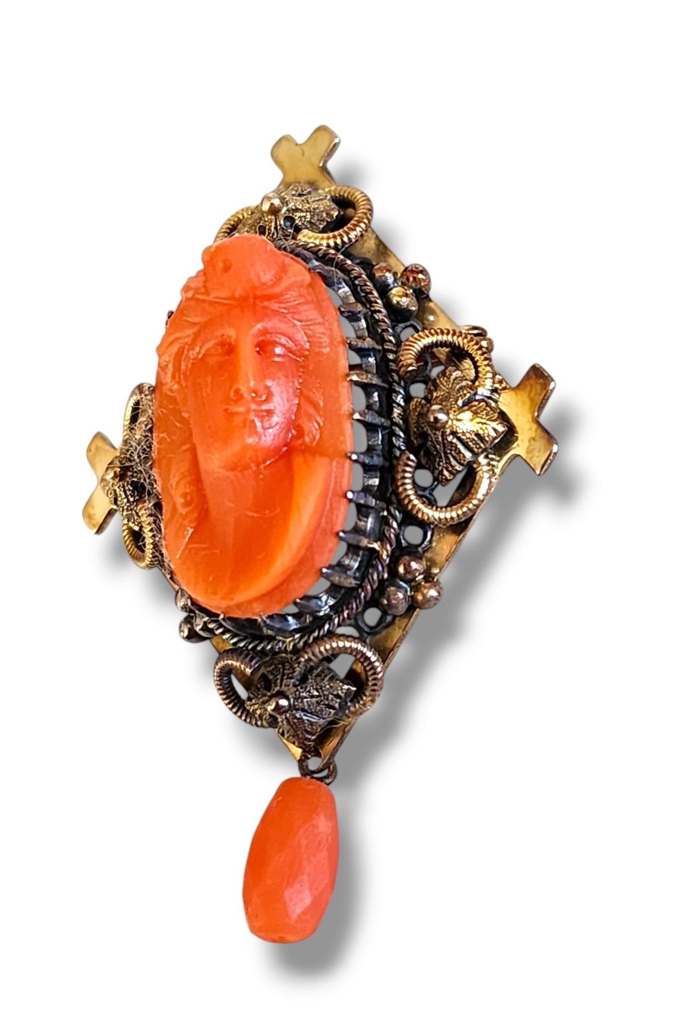 14 kt. Yellow gold, Victorian 14K Carved Coral Cameo Set Pendant, Brooch Earrings Set