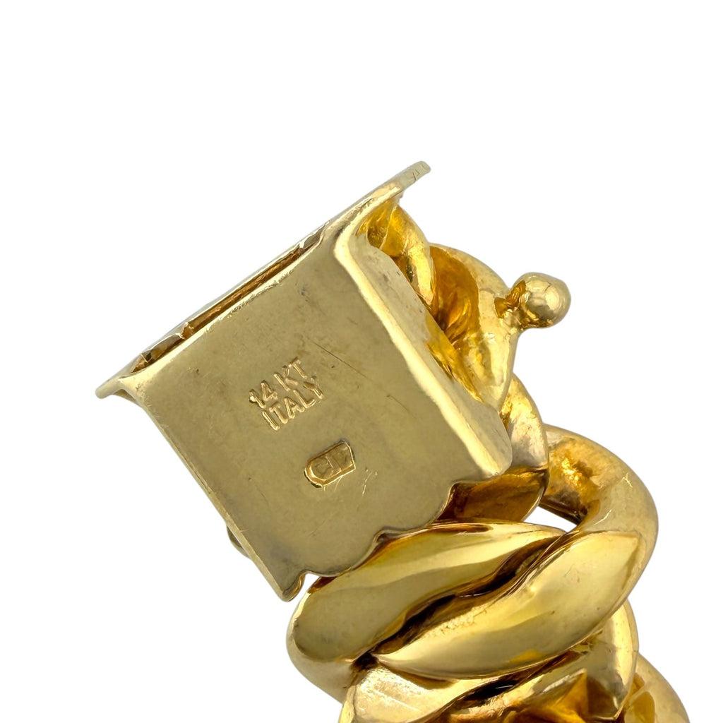 14K stamped yellow gold clasp with twisted link attachment