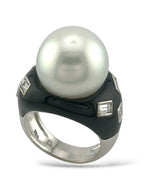 Art Deco 18K White Gold Ring with Pearl, Onyx and Emerald-Cut Diamonds