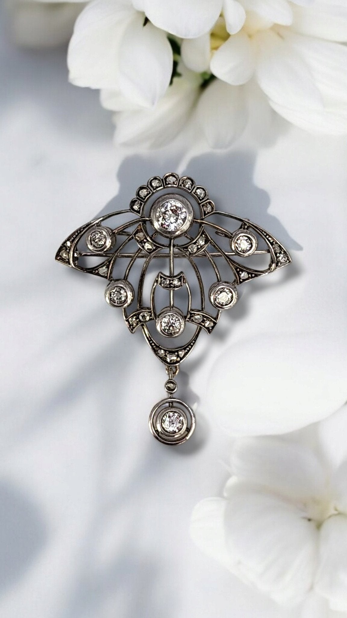 14 kt. White gold,  19th Century Antique Gold and Diamonds Women's Brooch, 2.56 Ct -  2.56ct. tw. Diamond