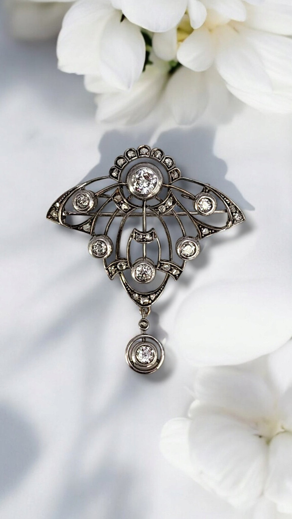 Antique 19th Century Gold and Diamonds Women's Brooch