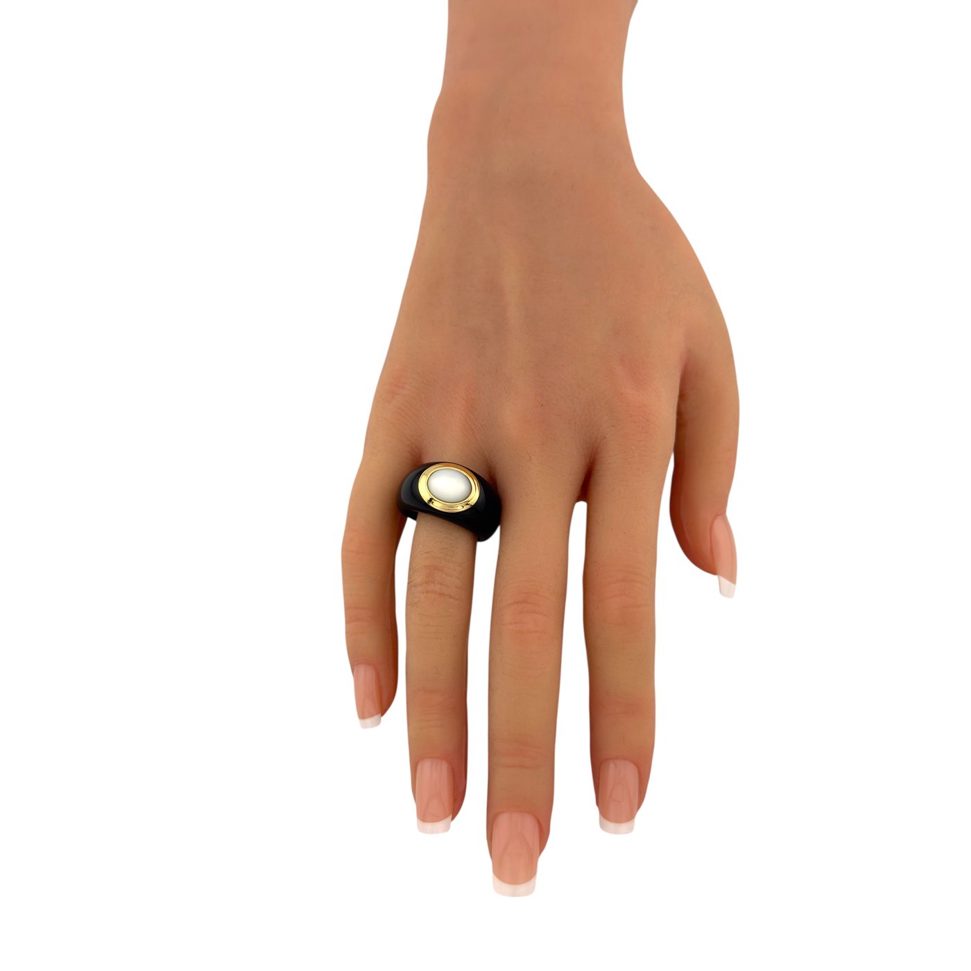 14K Yellow Gold Onyx and Mother of Pearl Ring