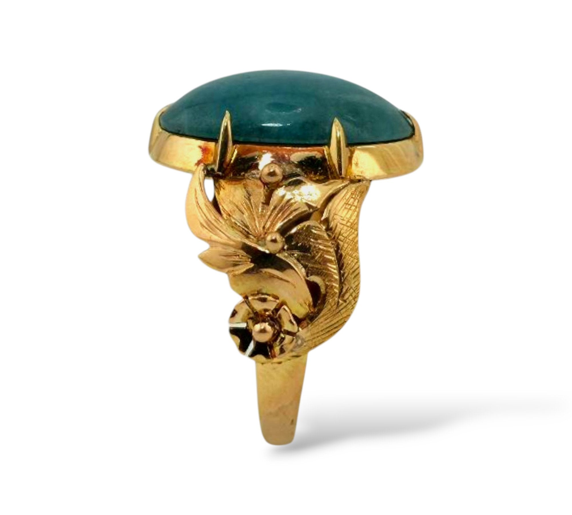 18K Gold Ring with Deep Green Emerald
