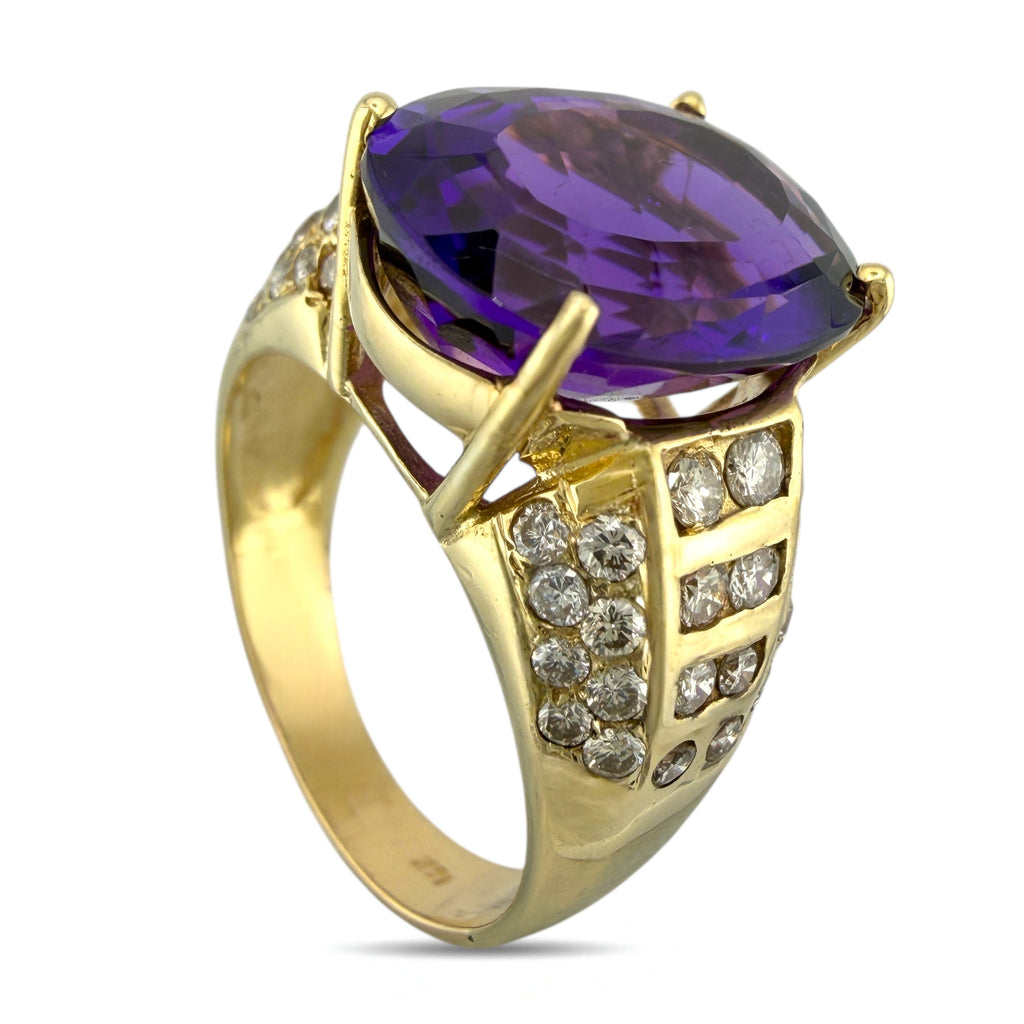 14K Yellow Gold 9.5ct Amethyst and 0.96ct Diamond Ring