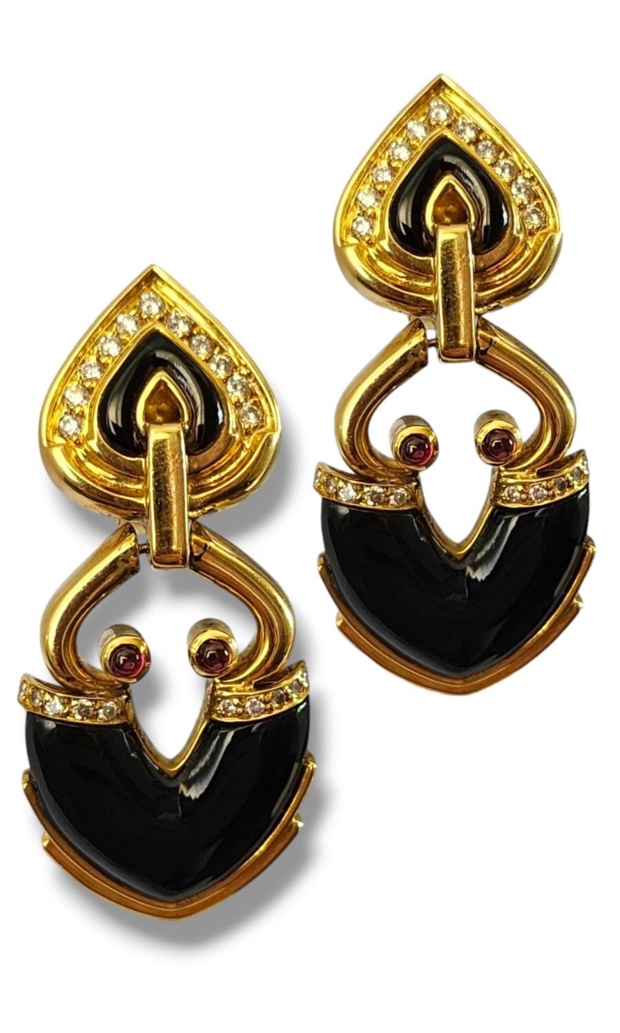 Vintage Spade Design 18K Gold Earring decorated with Diamonds and Rubies