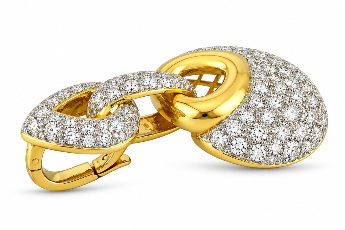 18K yellow gold diamond heart pendant with pavé-set diamonds