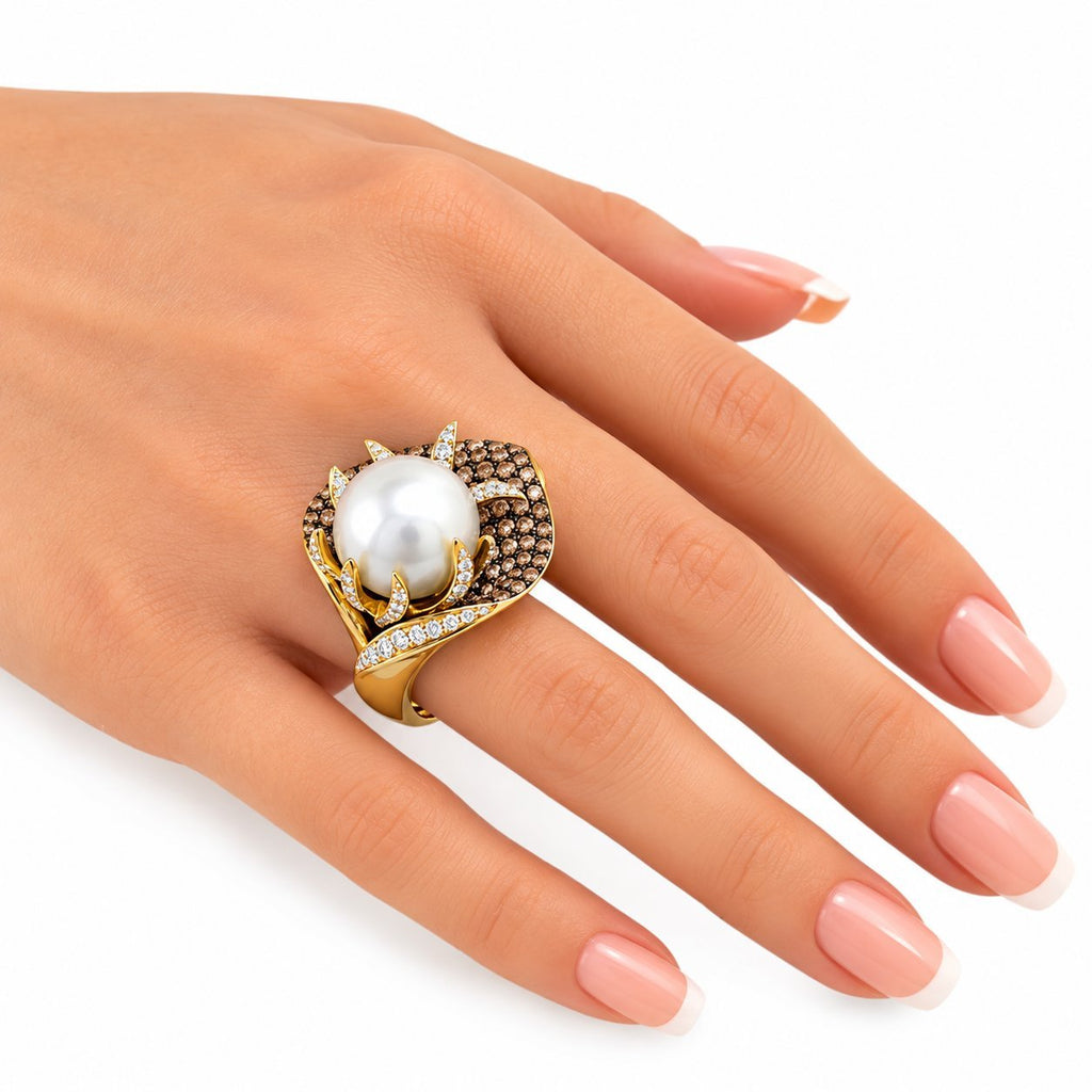 18K yellow gold sculptural ring with pearl and champagne diamonds