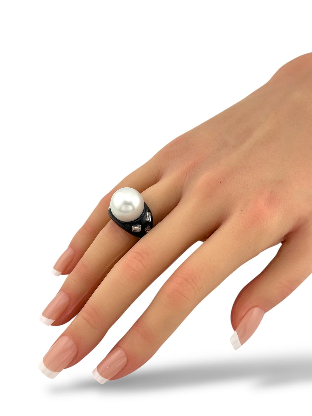 Art Deco 18K White Gold Ring with Pearl, Onyx and Emerald-Cut Diamonds