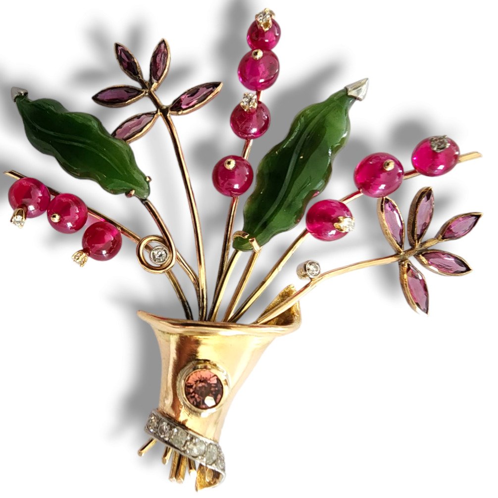 Brooch - 18 kt. Yellow gold,  18K Gold & Diamonds Brooch 19 grams  -  0.2ct. tw. Jade