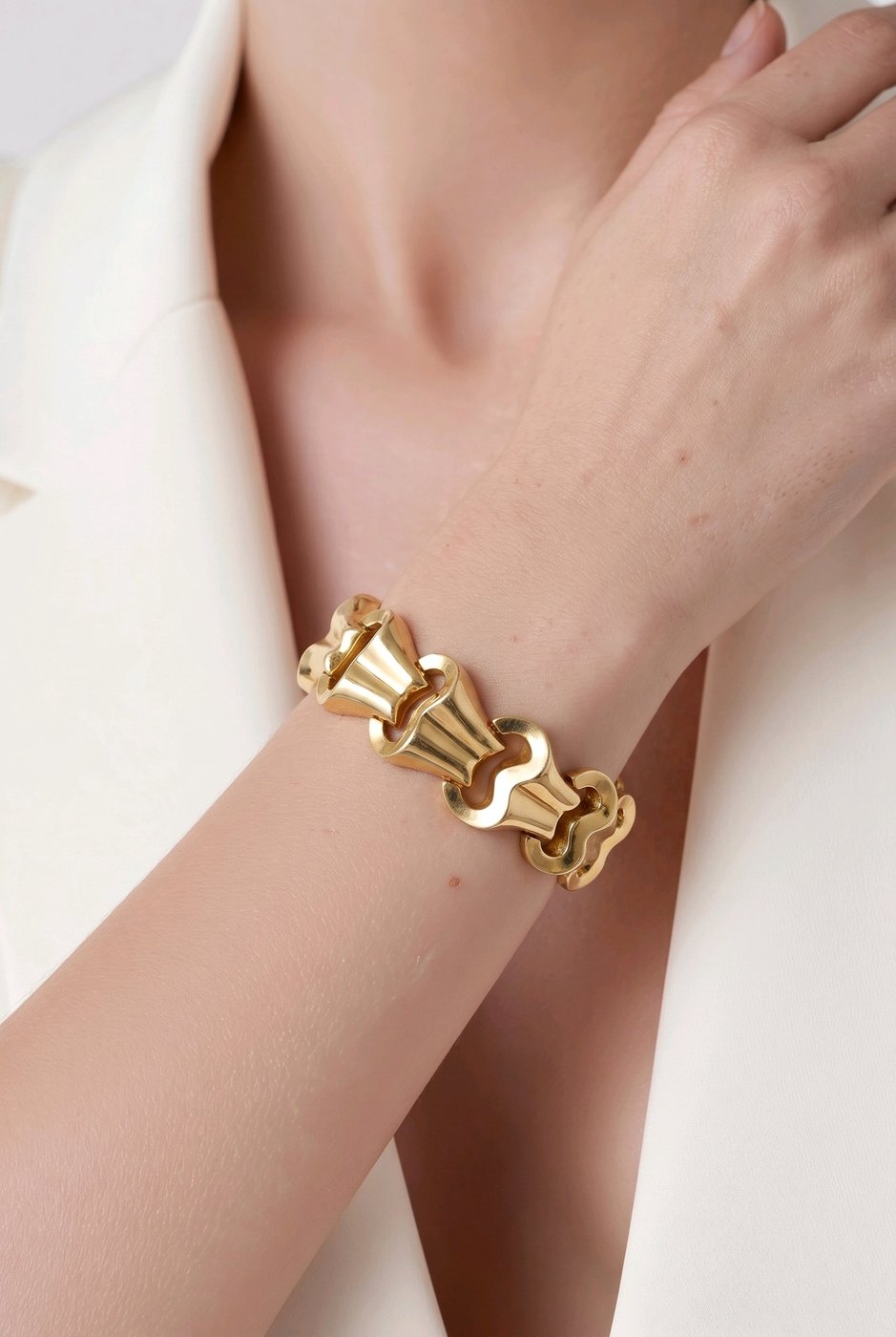 18K Yellow Gold Link Bracelet
