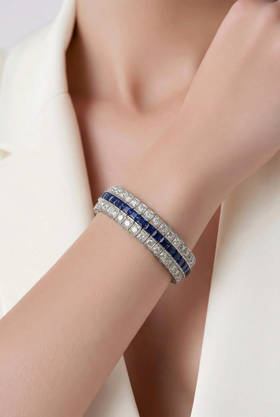 Art Deco Platinum and 7ct Diamond Bracelet Circa 1930s