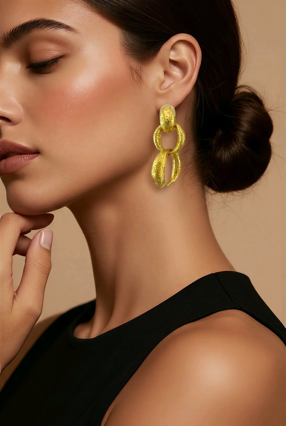 18K Yellow Gold Carved Drop Earrings