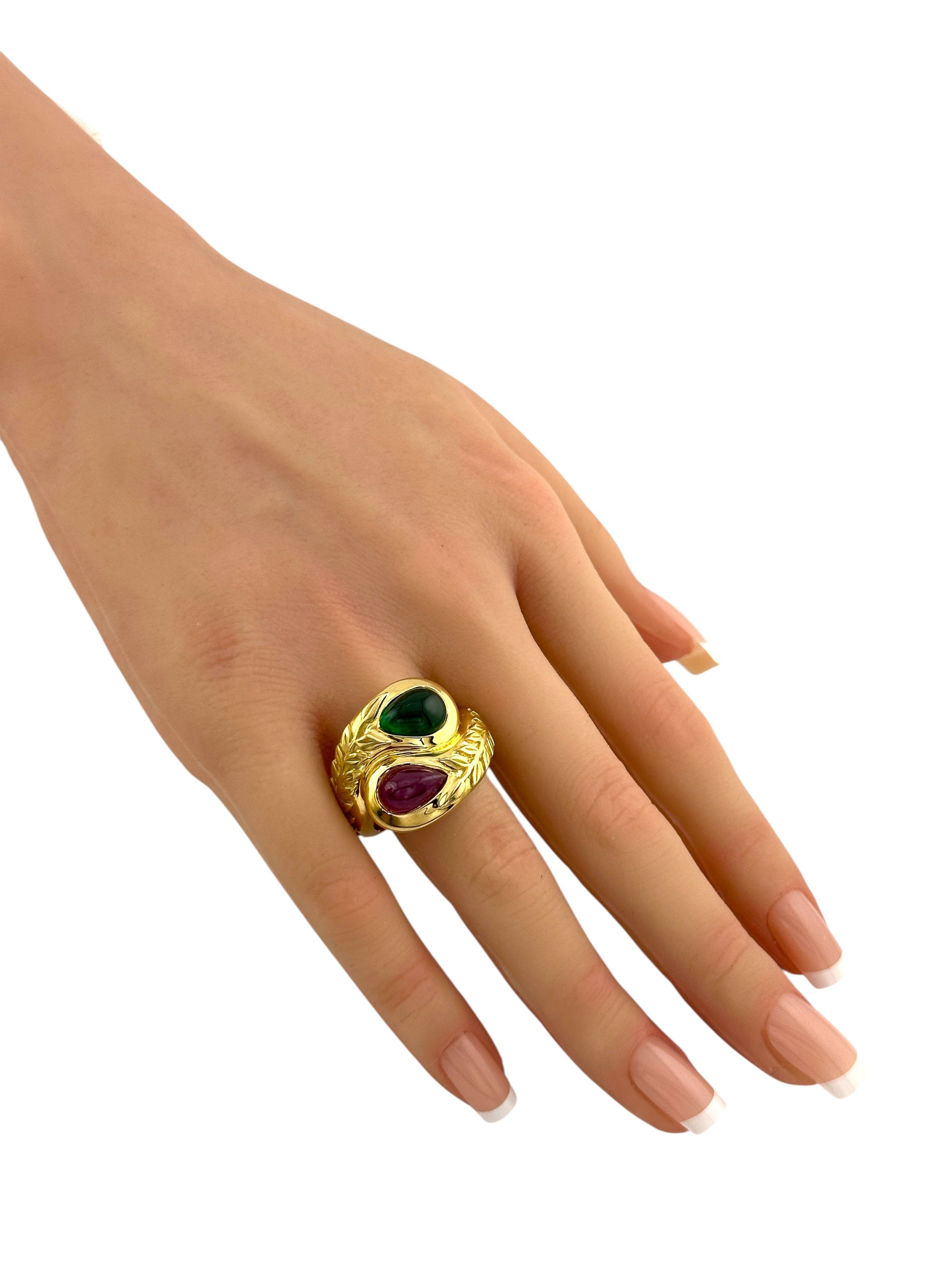 18 kt. Yellow gold, Valentin Magro 18K Gold Ring with Ruby and Emerald