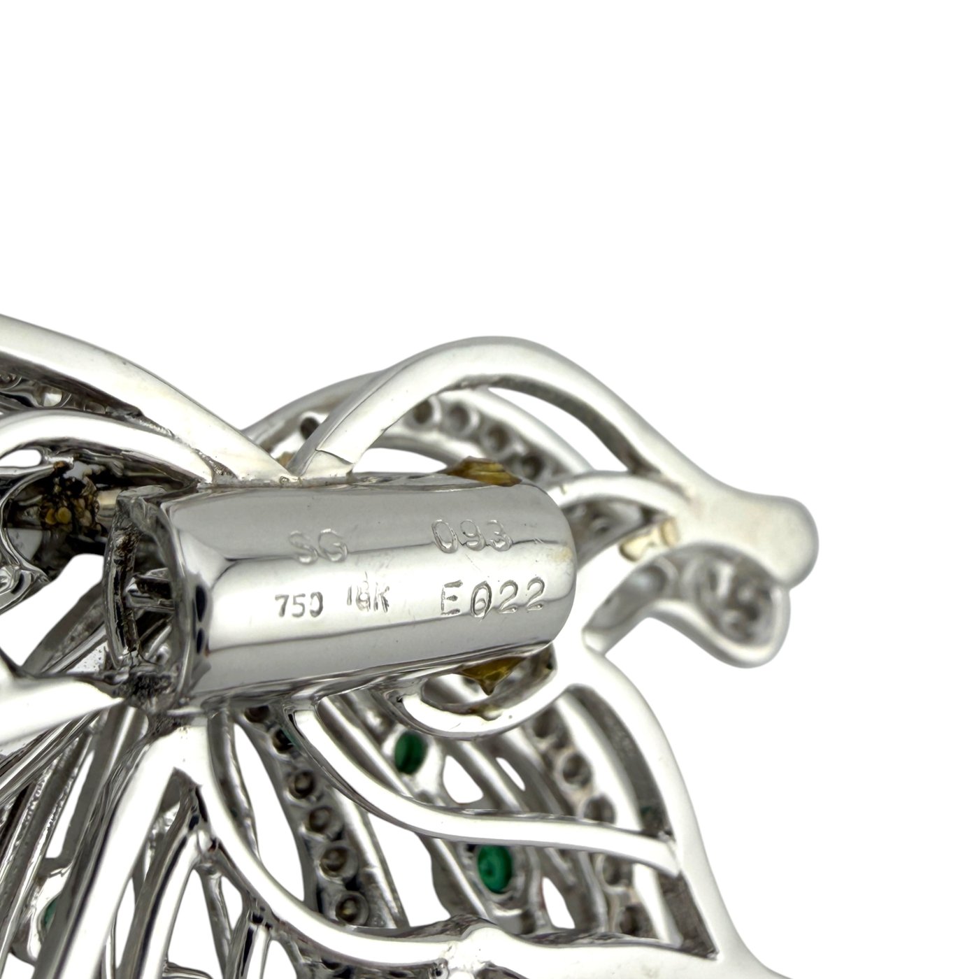 18K White Gold 1.0ct Diamond Movable Butterfly Brooch