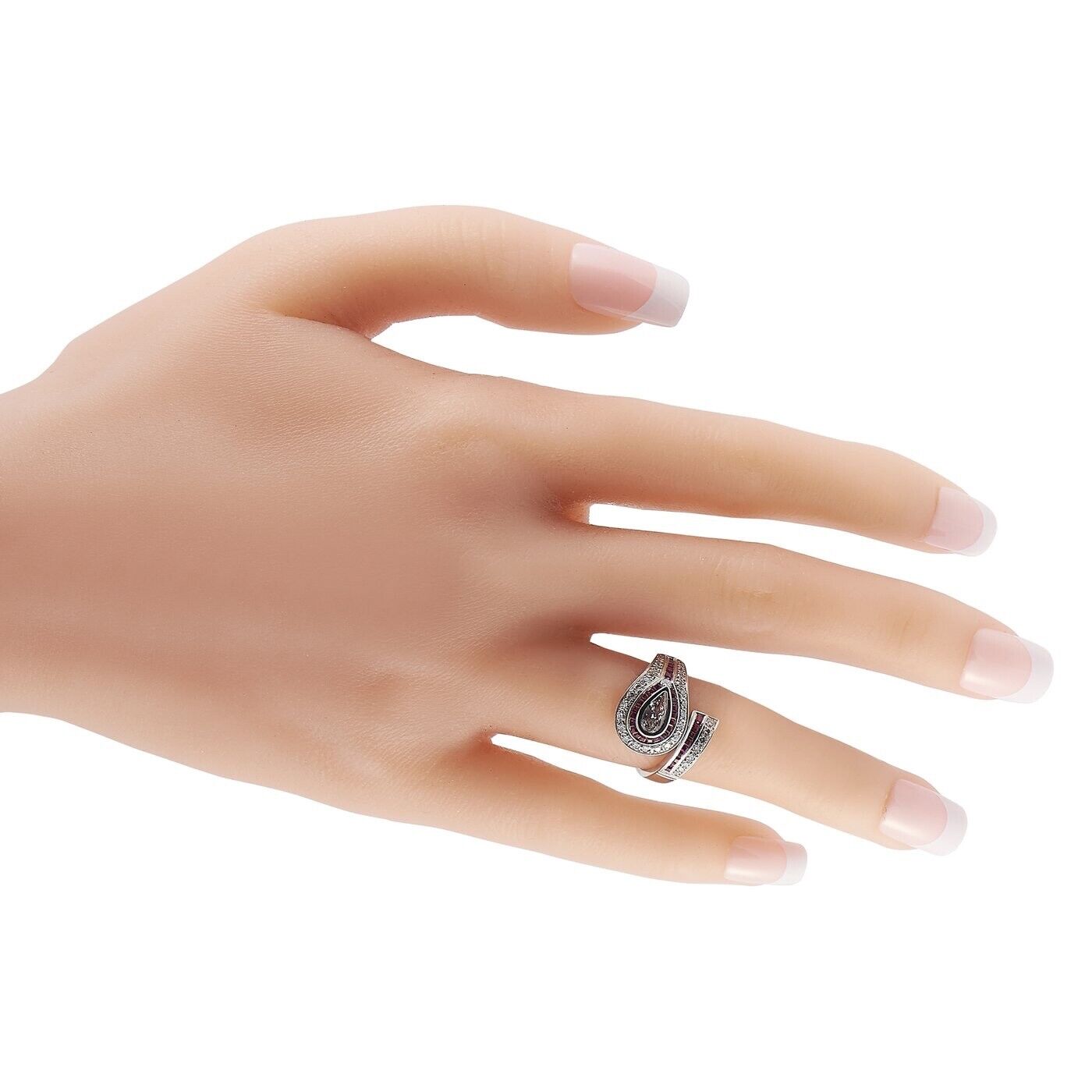 Beautiful Platinum 0.73ct Diamond and Ruby Ring
