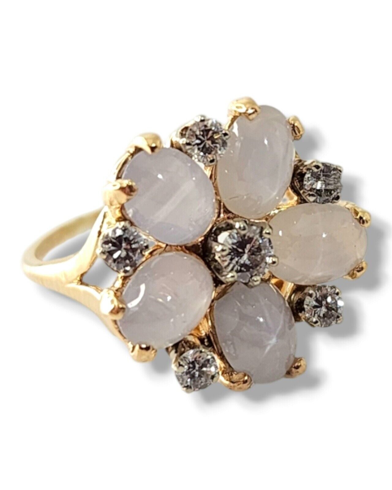 Beautiful 14K Yellow Gold Flower Design Ring with Diamonds - 0.54ct