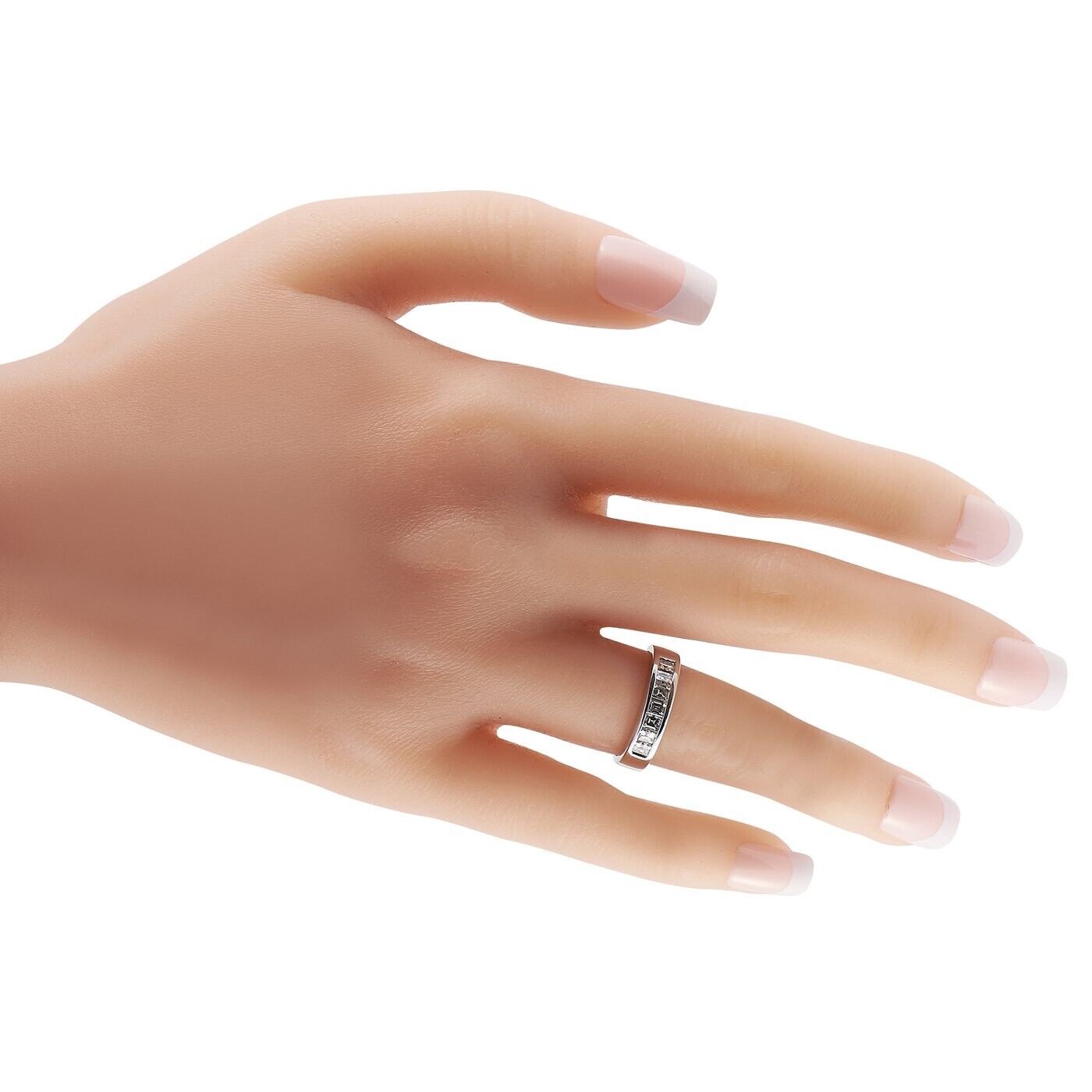 Beautiful Platinum 0.79ct Diamond Princess-Cut Channel Ring