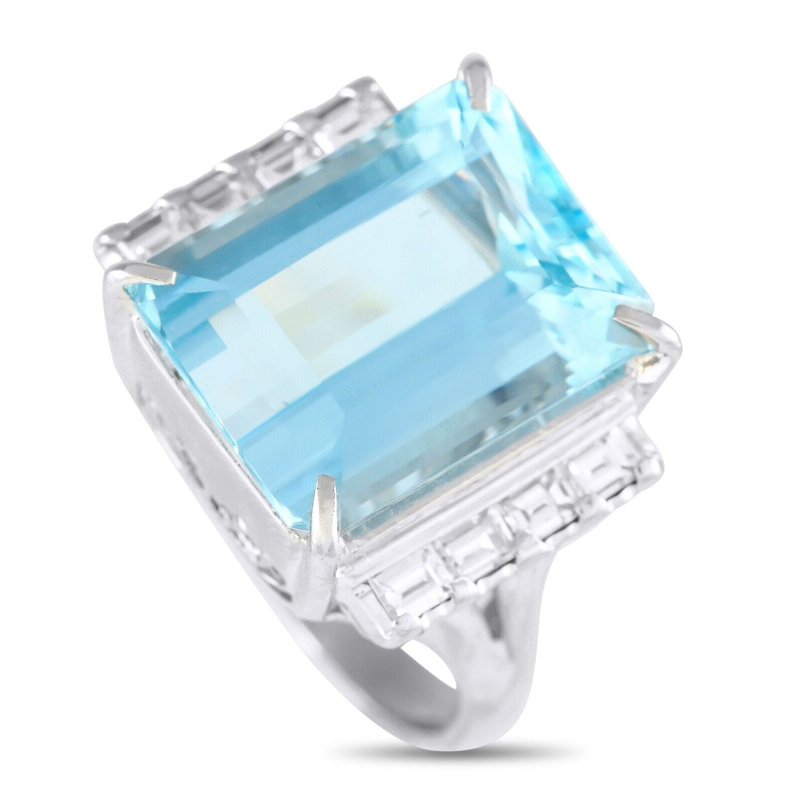 Beautiful Platinum 0.47ct Diamond and Aquamarine Ring