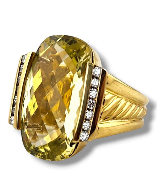 Amazing 18K Yellow Gold Large Citrine and Diamond Ring - 40CT