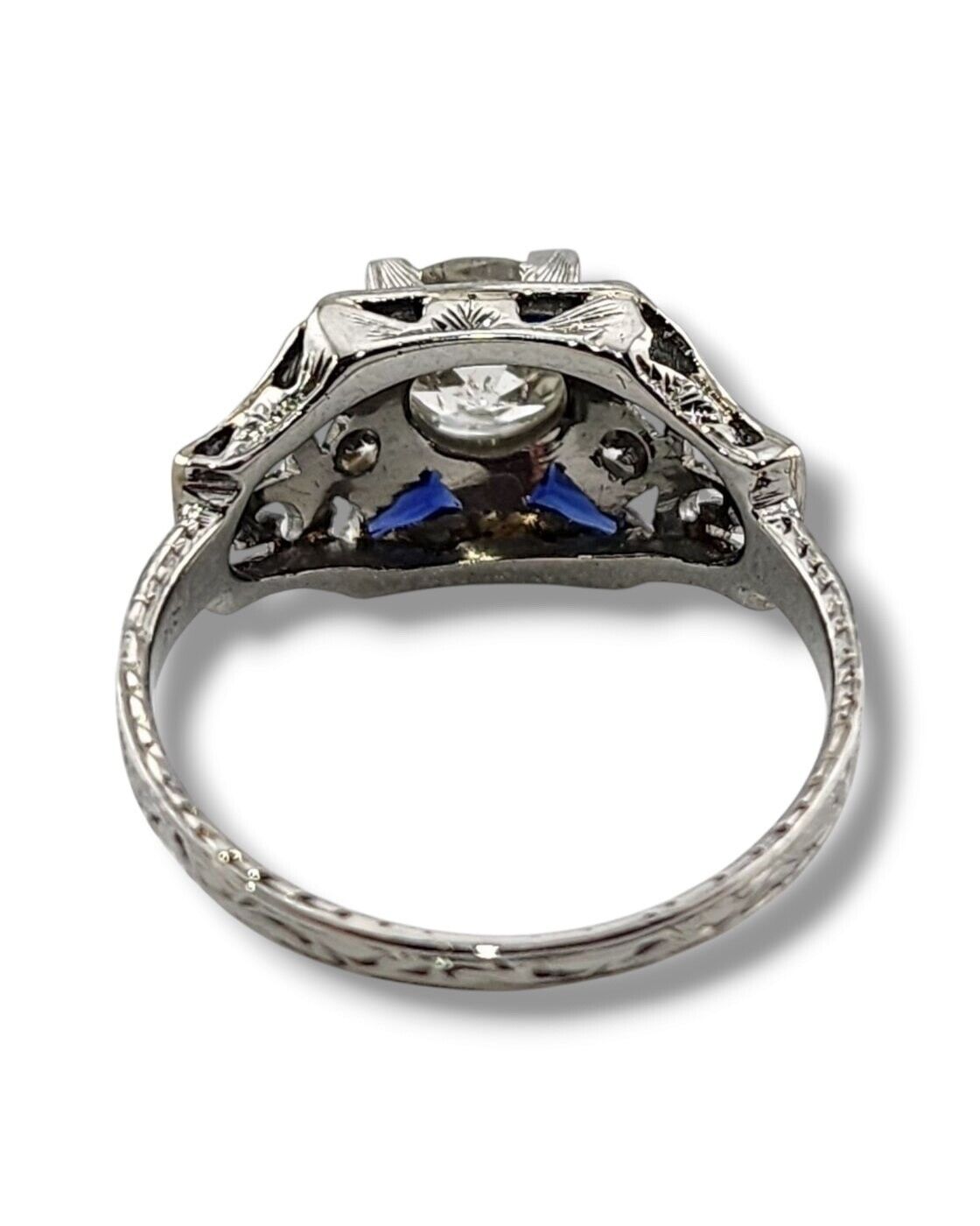 Art Deco Beautiful 18K White Gold Ring w/ Large Round Cut Center 1.0 ct Diamond