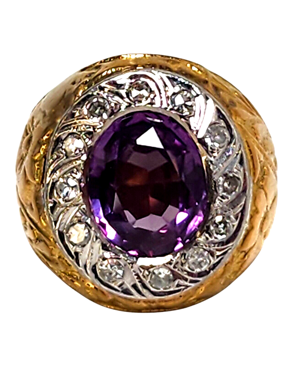 Beautiful 18K Gold Ring with Large Natural Amethyst surrounded by Diamonds