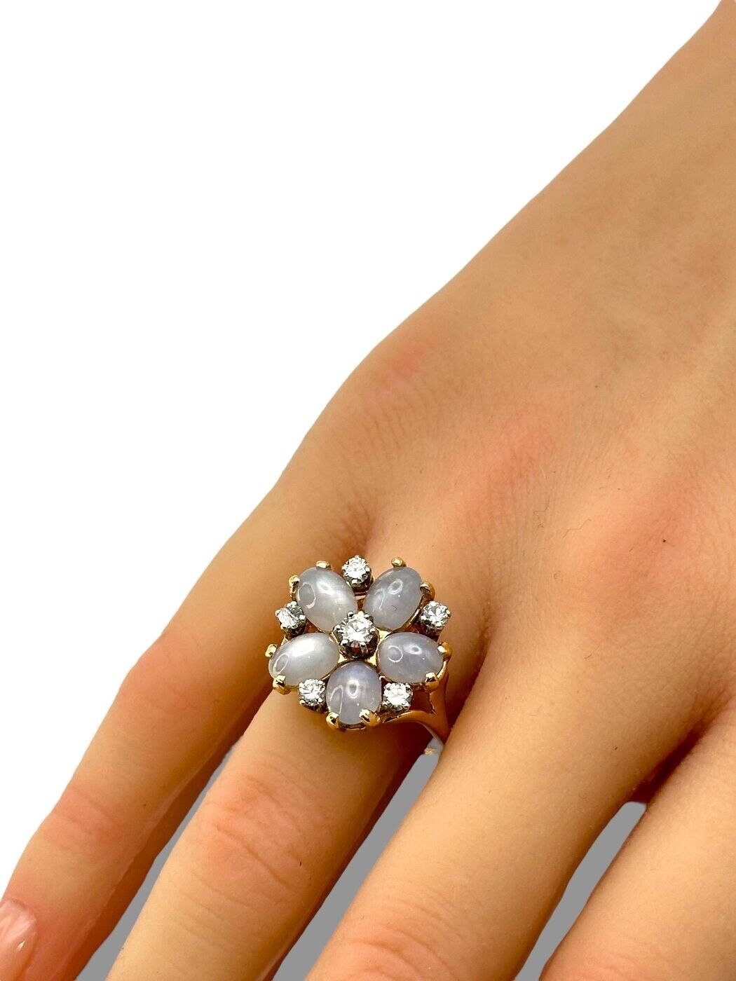 Beautiful 14K Yellow Gold Flower Design Ring with Diamonds - 0.54ct