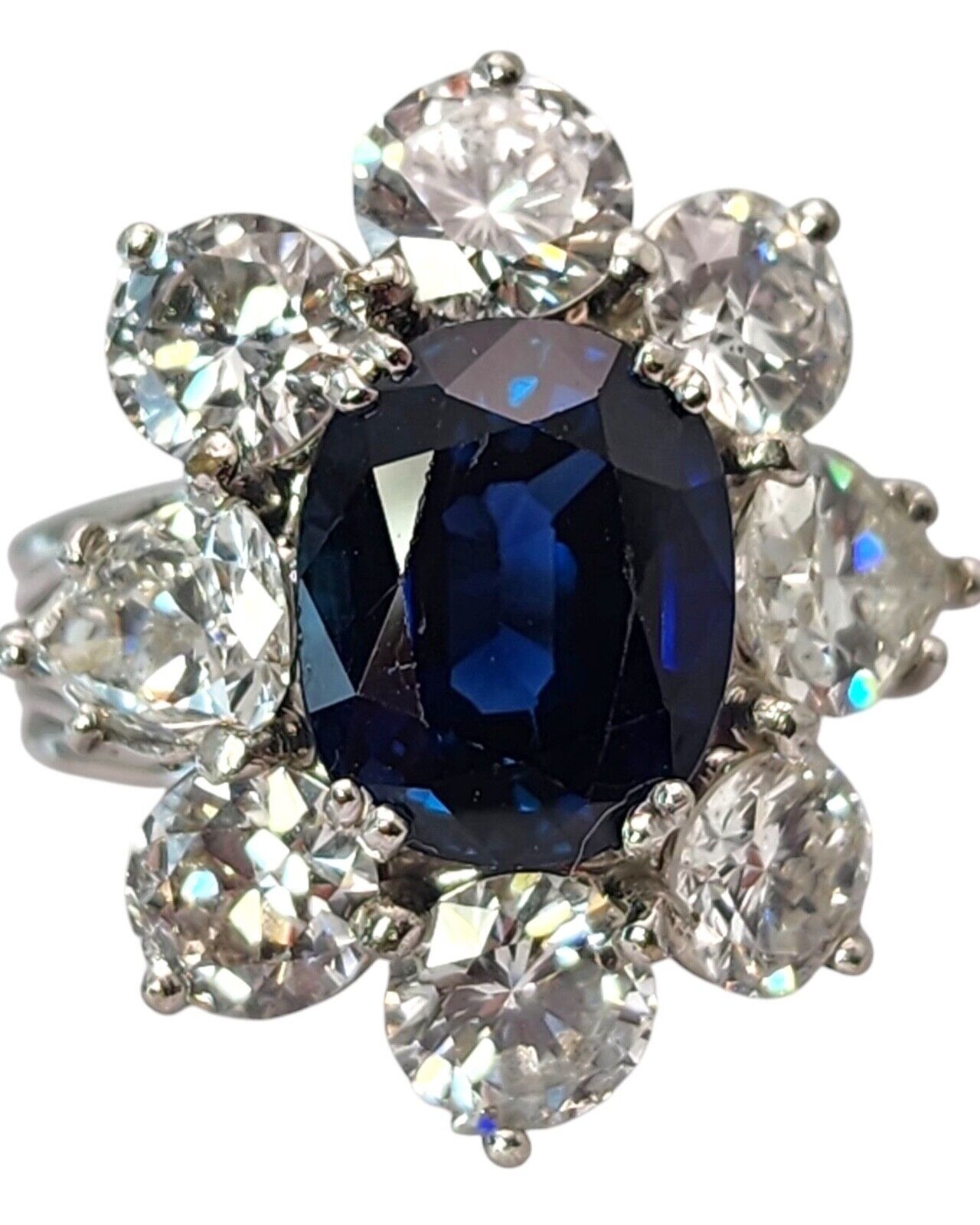 Gorgeous  3.0 Ct Sapphire and  4.70Ct  Diamond Women's Ring