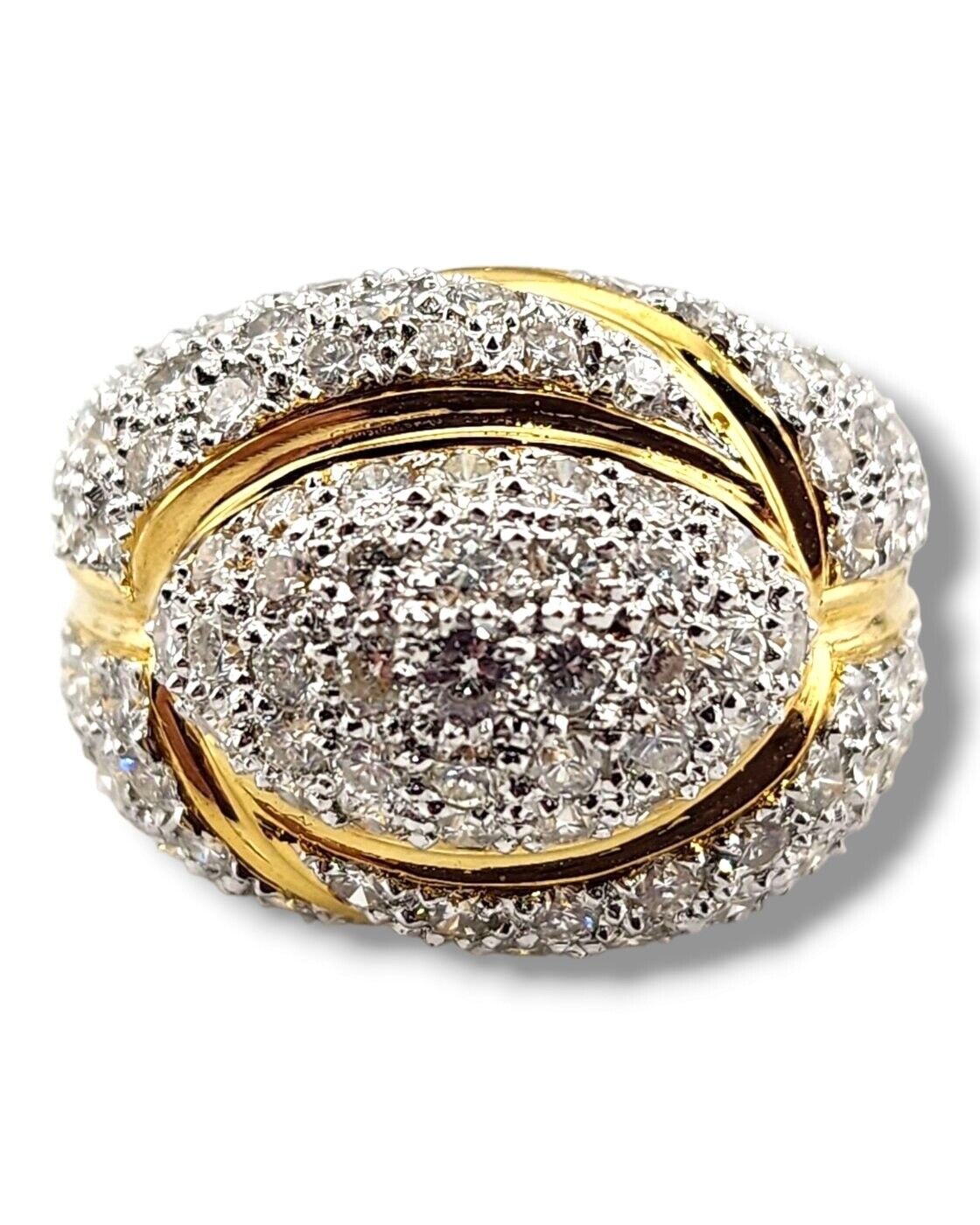 Gorgeous Large 18k Yellow Gold Cocktail 2.55 Carats Diamond Ring