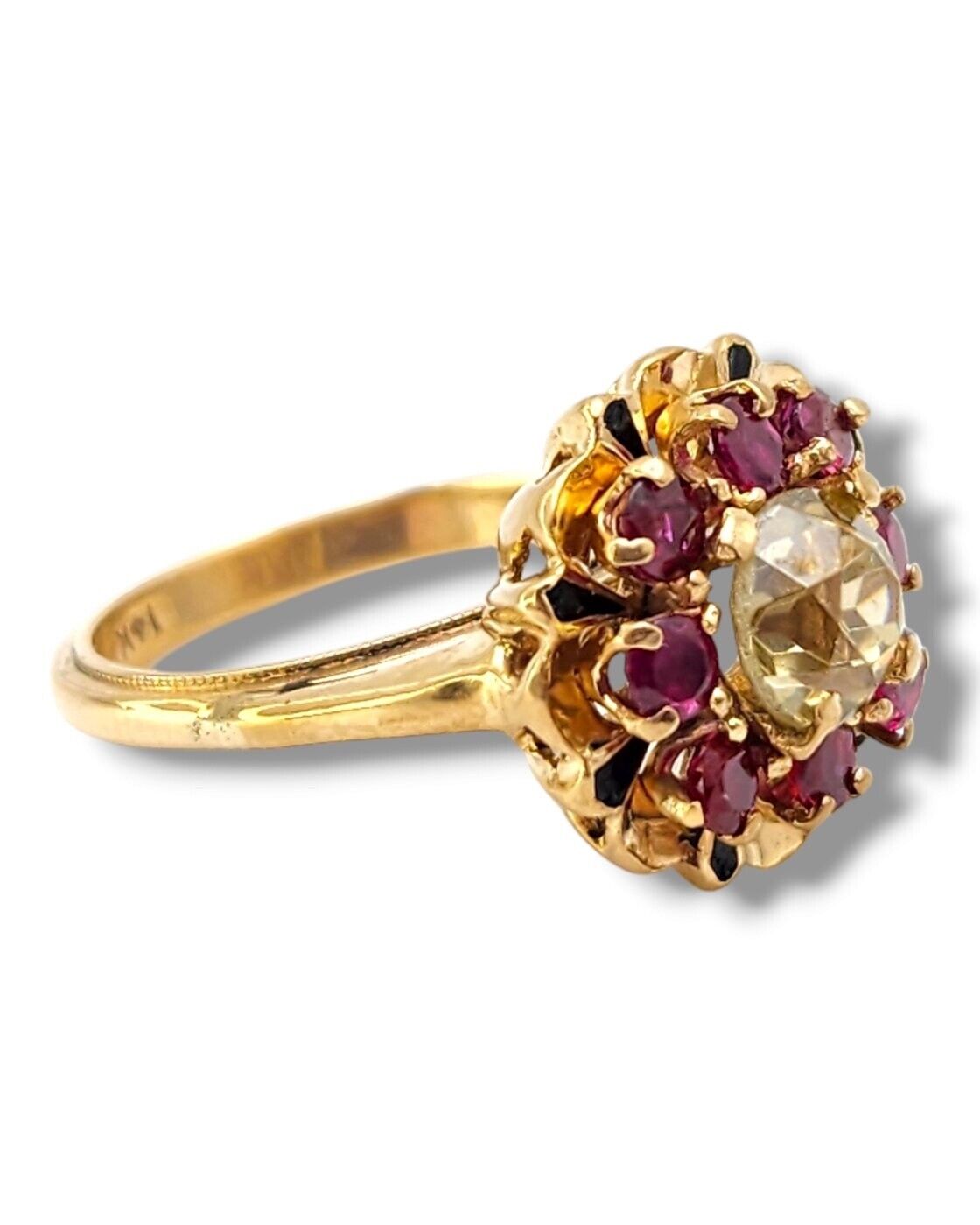 14K Yellow Gold Ring/ Large Center 1.0Ct Diamond Surrounded by 8 Rubies