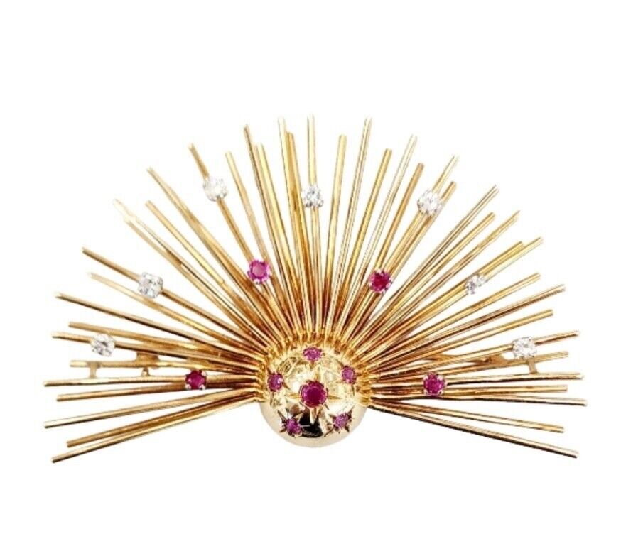 Vintage  18k Amazing  Gold brooch   Diamonds  Rubies