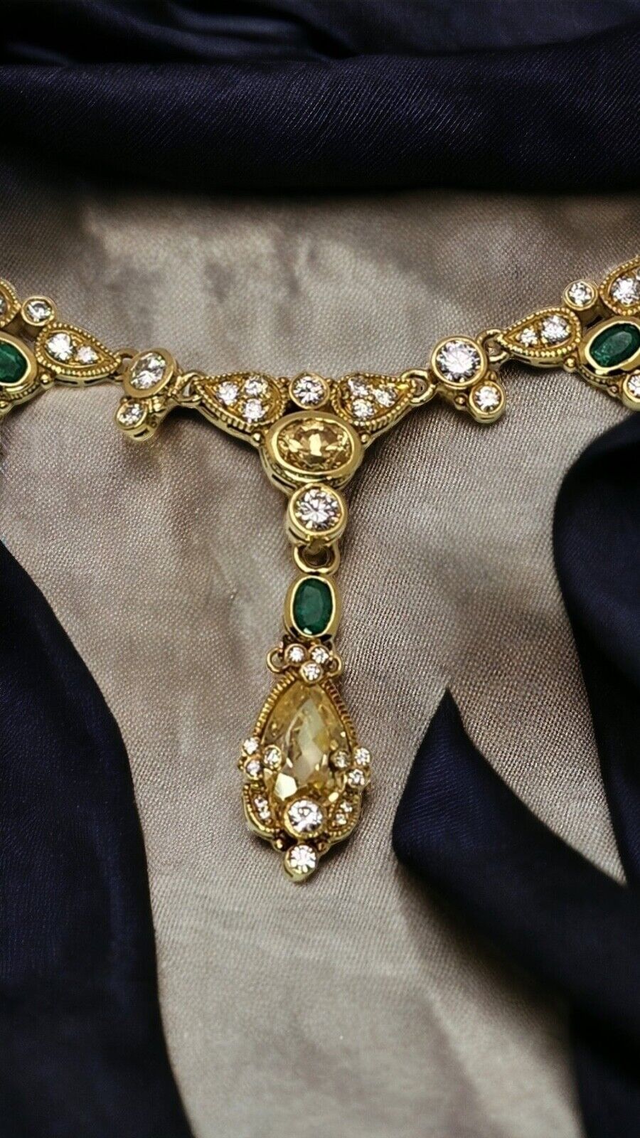 Judit Ripka Gorgeous 18K Gold Diamond Necklace