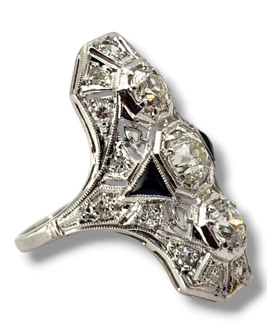Gorgeous Art Deco 18K White Gold Ring 1.50 Carats